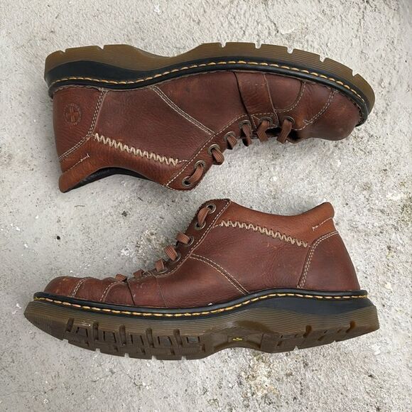 Dr Martens Leather lace ups main image 7